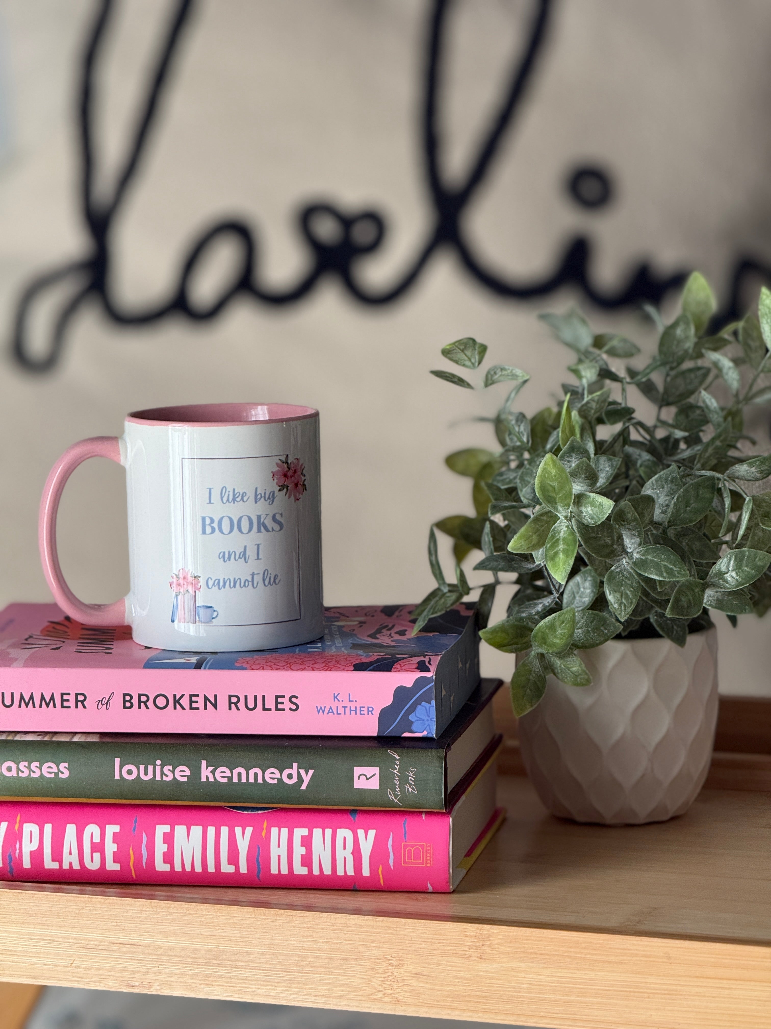 I Like Big Books Mug 11 oz - Pink